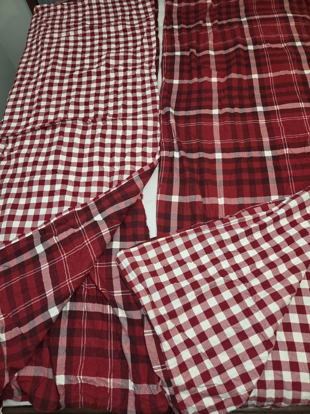 Martha Stewart Red and White Plaid Duvet Covers (2)